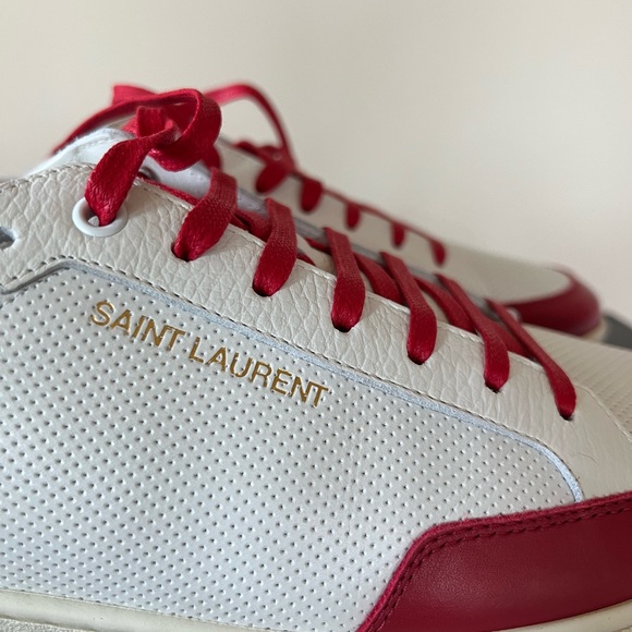 Saint Laurent men’s Court Classic Leather Low-Top Sneakers - Picture 7 of 14